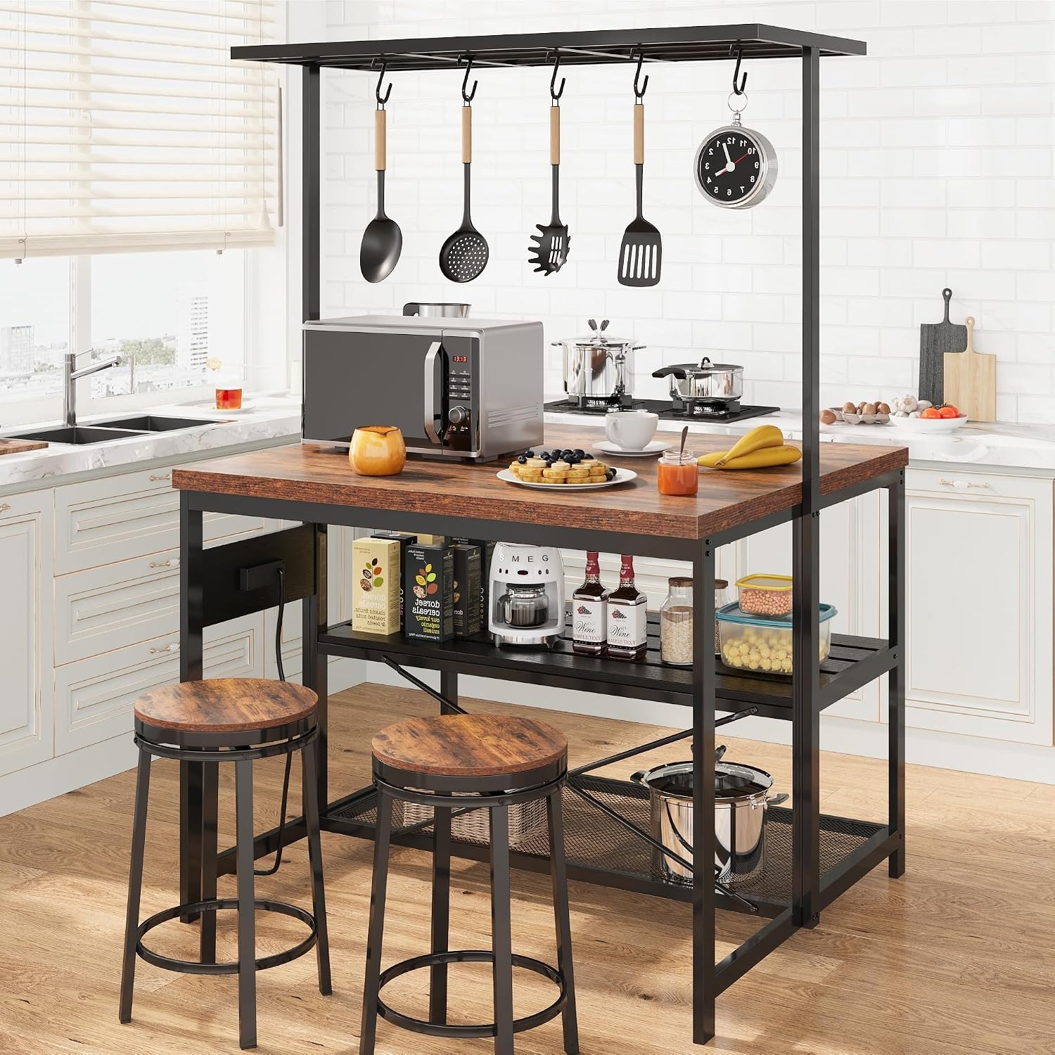 47インチのキッチンアイランド。電源コンセントと収納スペース - Kitchen Baking Rack のレビューと価格